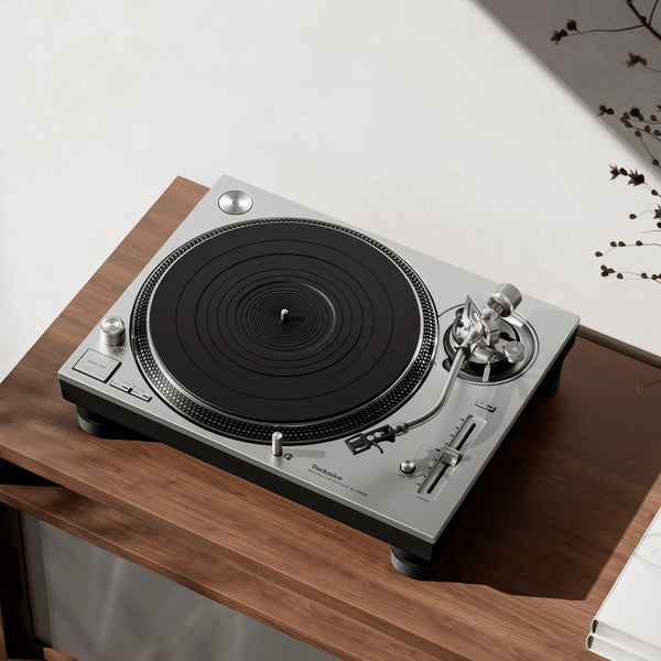 Technics SL-1200GR2 Direktdriven skivspelare från Technics