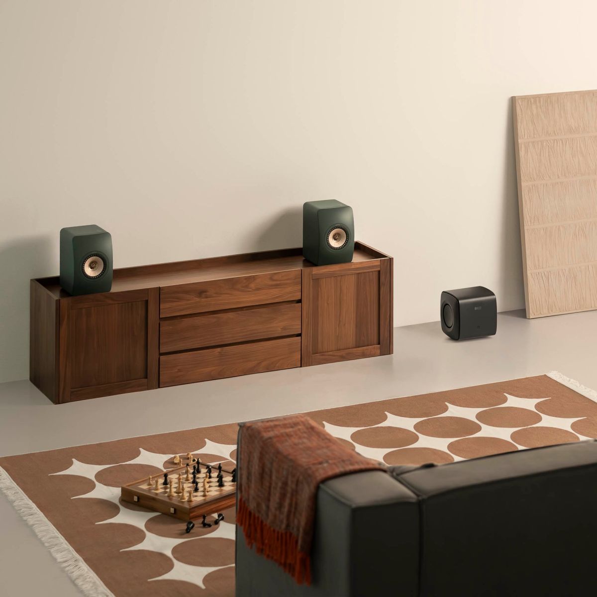 kef_ls50_meta_moss_green_4.jpg