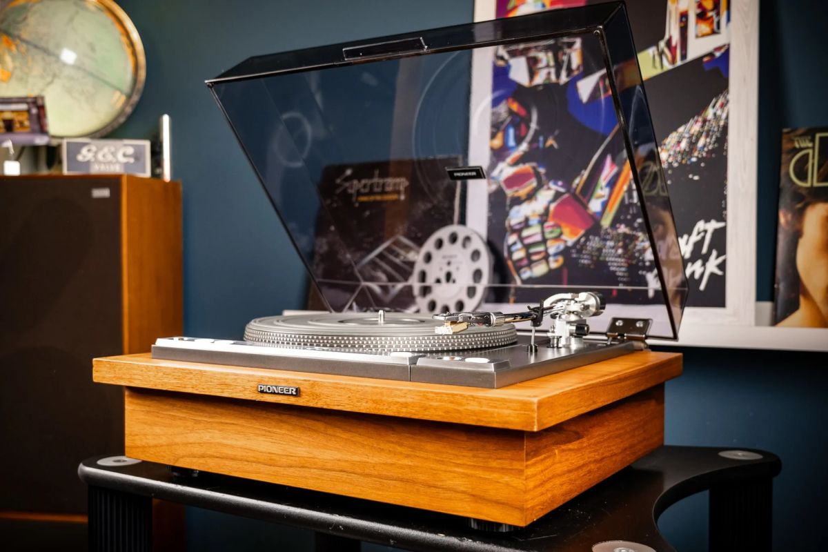 Begagnad Pioneer PL-61