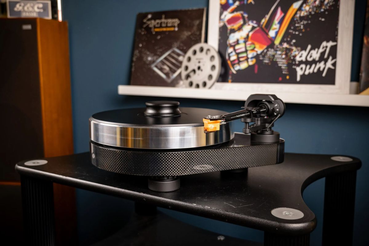 Begagnad Pro-Ject RPM 9 Carbon inkl Quintet Bronze