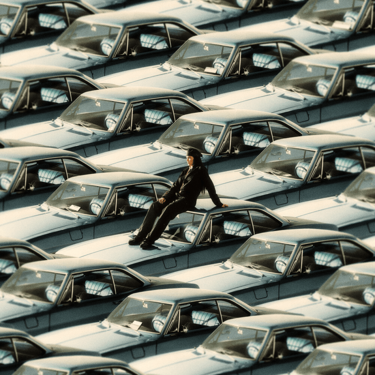 Sink now, Swim later av Sienna Spiro